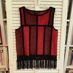 Romeo & Juliet Couture Wine/Red Combo Faux Suede Patchwork Fringe Hem Top M